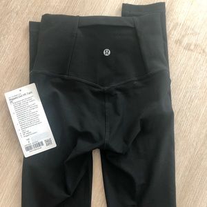 NWT Lululemon Mapped Out HR Tight 28” - currently sold out in size 2
